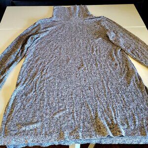 Old Navy Junior's Black and White Heathered Cowneck Tunic